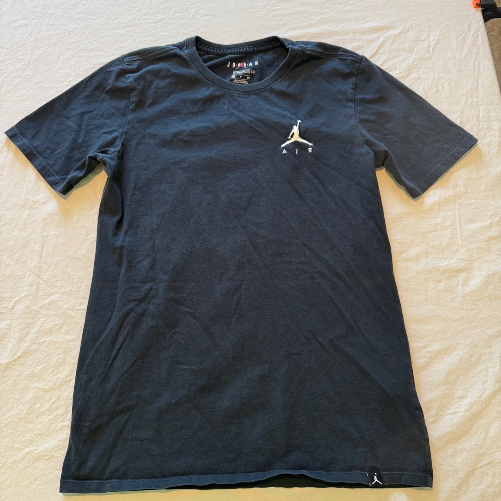 Air Jordan T Shirt Mens Small Black Jumpman Embroidered Logo Short‎ Sleeve